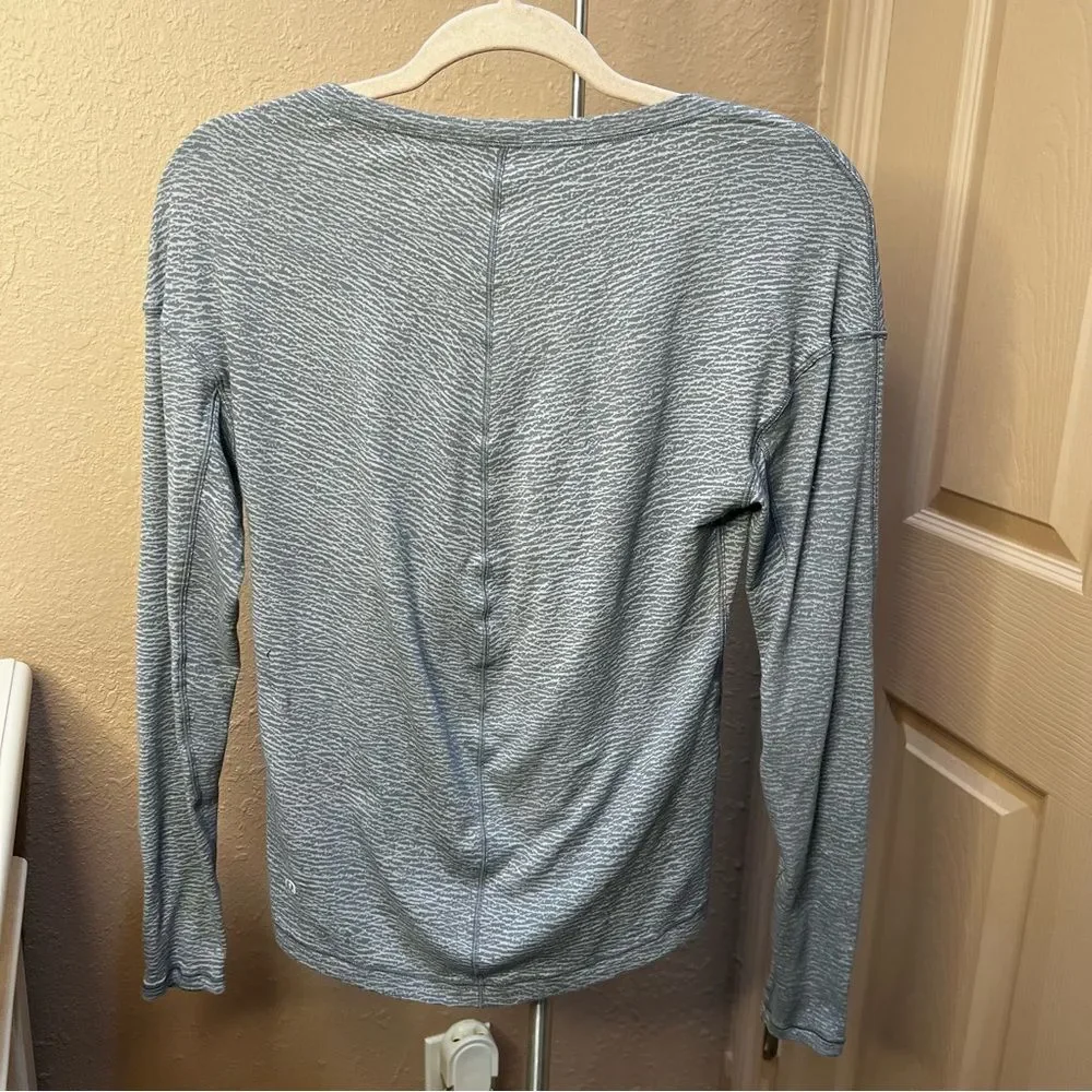Lululemon Meant to Move Long Sleeve Athletic Tee